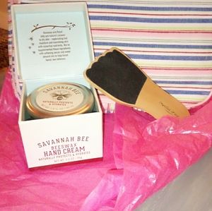 3piece gift set  Savannah beeswax cream, make up/travel shower bag, foot file